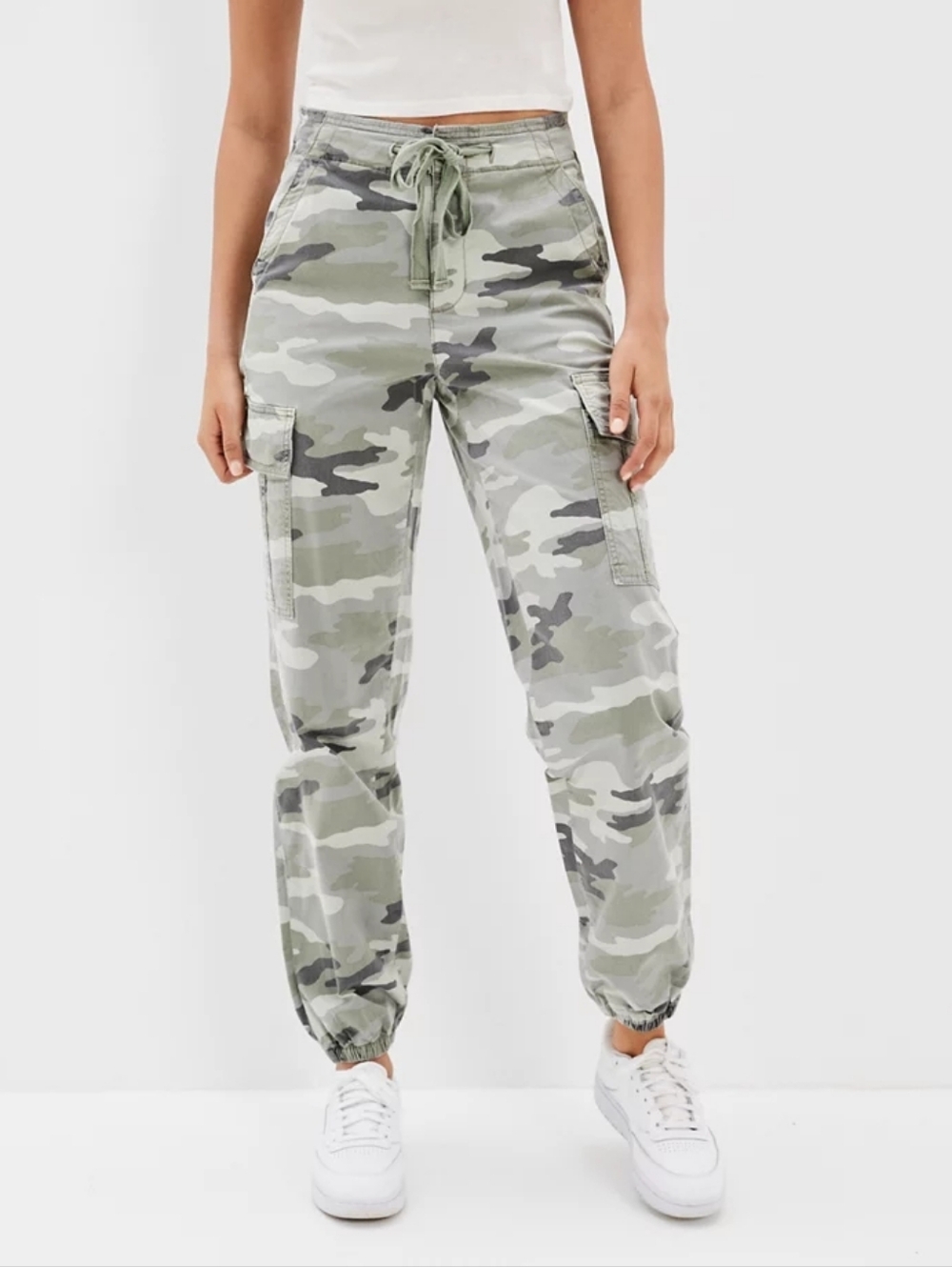 American Eagle Camo Cargo Joggers
